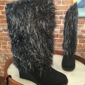 JOAN BOYCE Brilliance Boots, Black faux fox fur with silver tinsel NWB